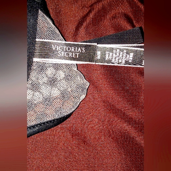 Victoria Secret bra - Picture 2 of 3